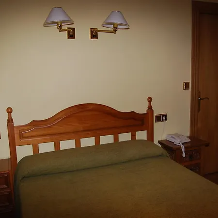 Hotel A Nieu Jaca